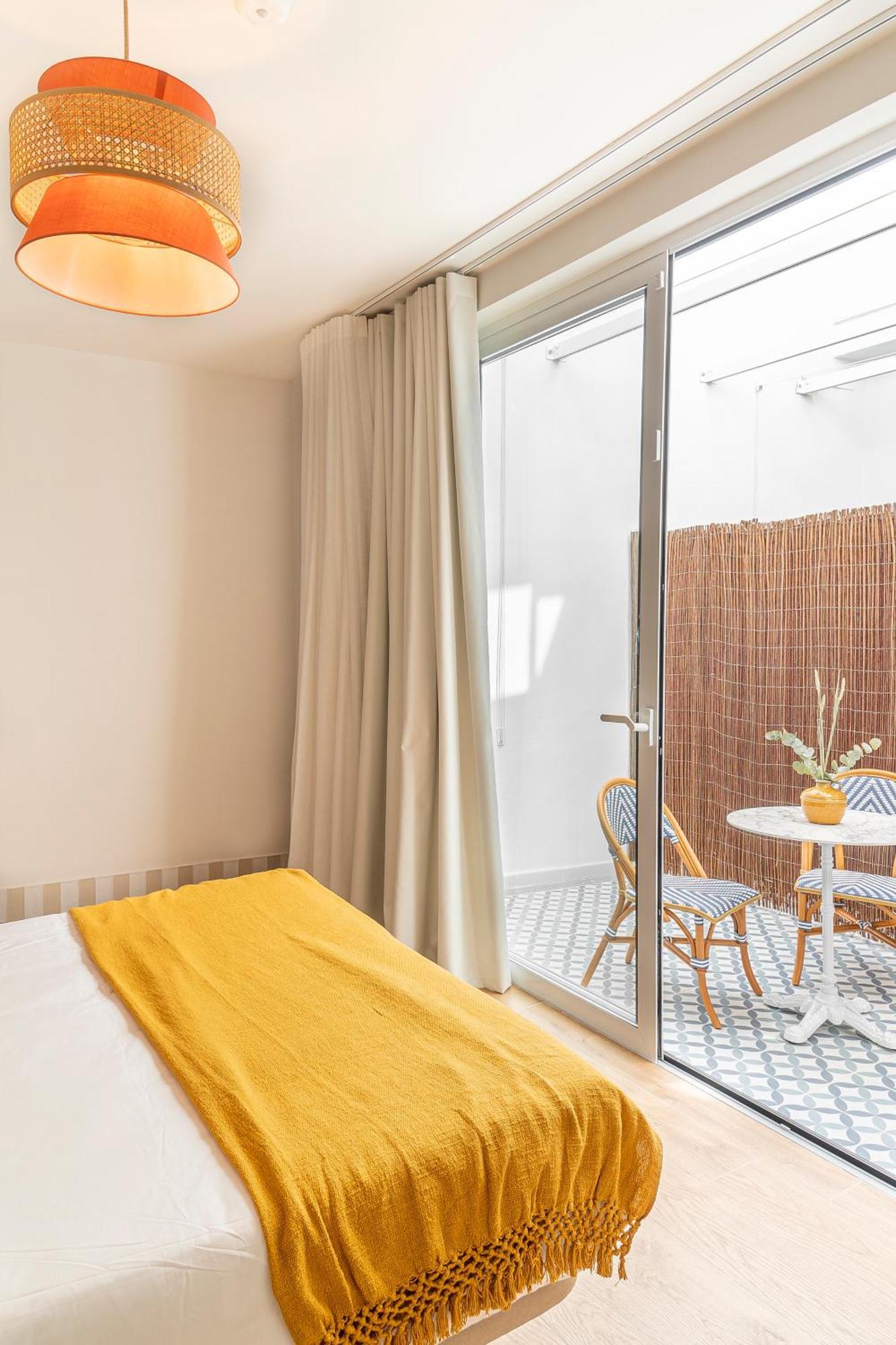 Malvarrosa Beach Stay! Валенсия Екстериор снимка